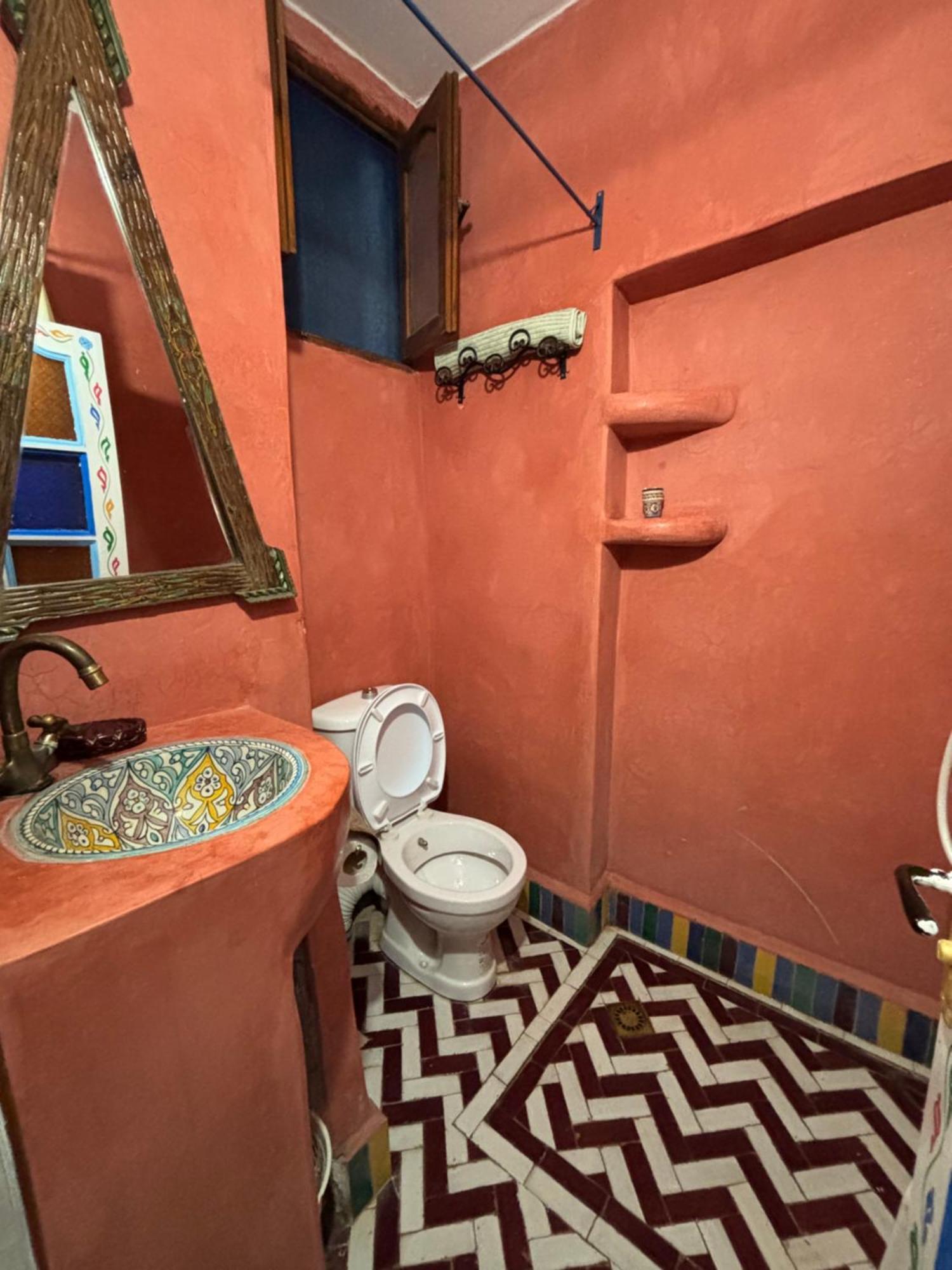 Hotel Sakura Chefchaouen Exterior photo